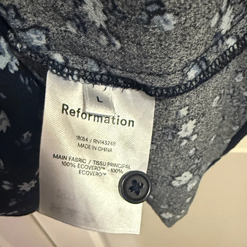 EUC Reformation Navy Blue Floral Print Cotswold Mini Dress Size Large - Picture 8 of 8